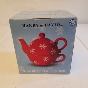 NIB 3 Pc Set Harry & David Snowdays Tea For One Lid Teapot Cup Red